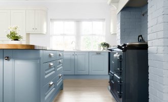 Bedale in French Grey and Chalk White